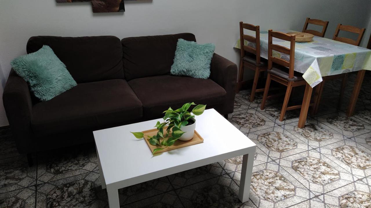 Orzola Frente Al Mar Apartment Exterior photo