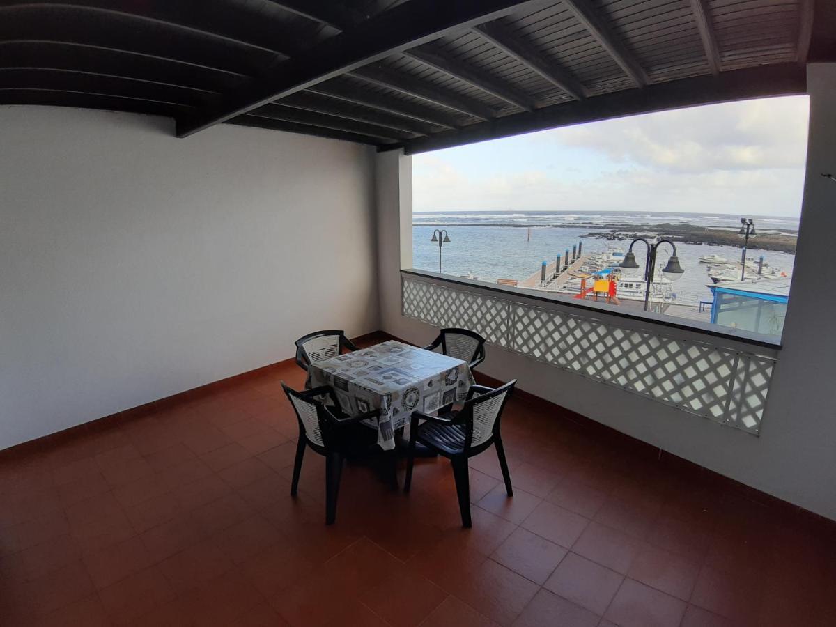 Orzola Frente Al Mar Apartment Exterior photo